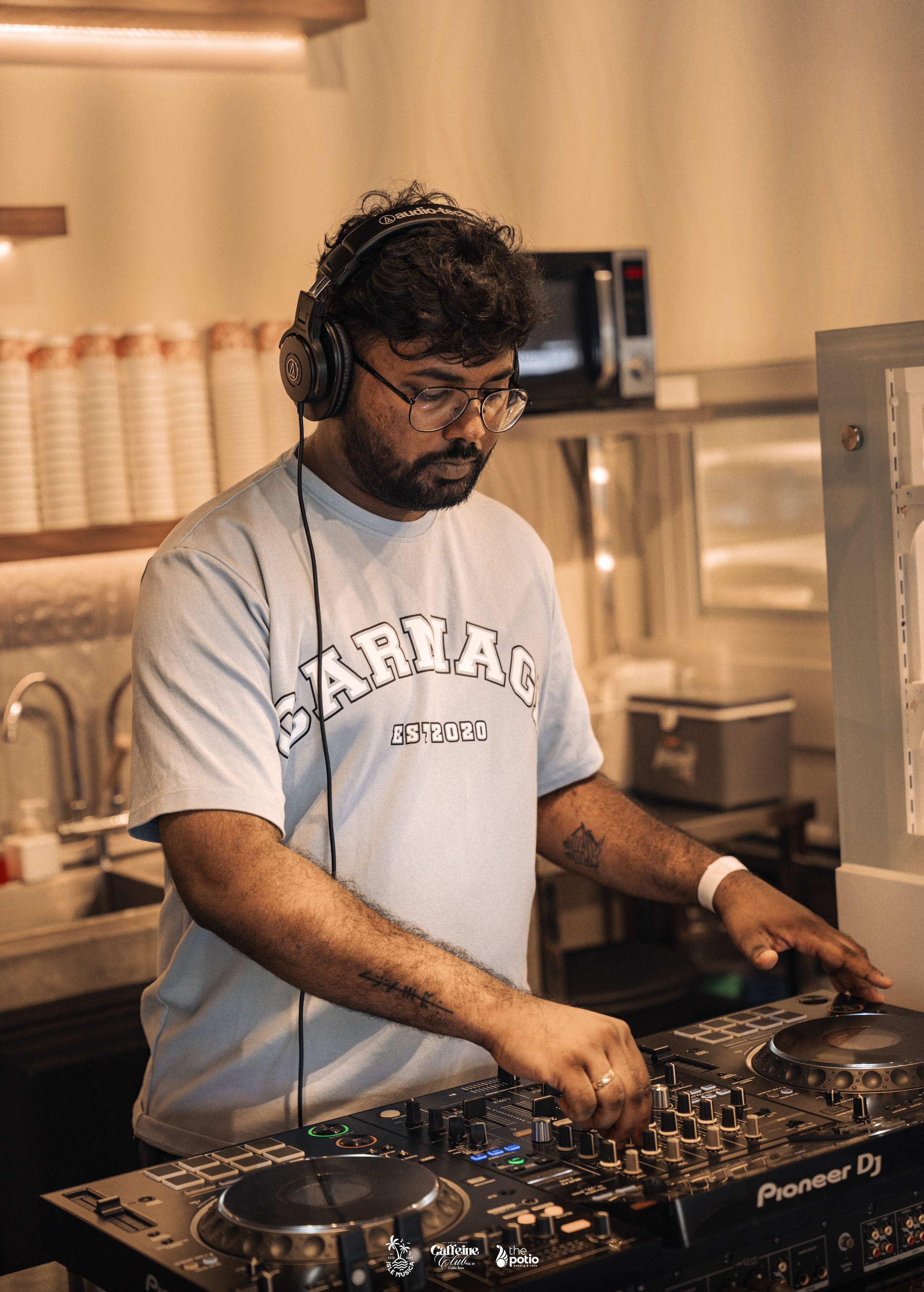 Arun at Caffeine Club Vol. 1, Colombo